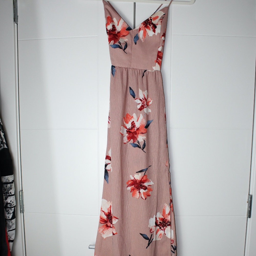 Forever21 Strappy Floral Maxi Dress